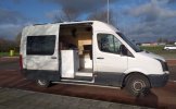 Volkswagen 2 pers. Rent a Volkswagen camper in Alphen aan Den Rijn? From € 74 pd - Goboony photo: 4
