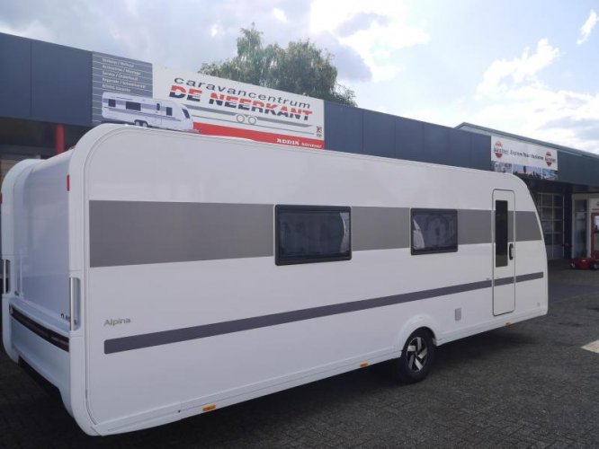 Adria Alpina 663 HT free awning or mover photo: 1
