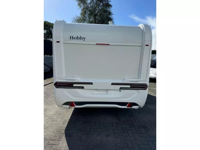 Hobby De Luxe 460 LU 2025 | Enkele bedden 