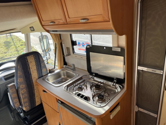 Hymer B575 Mercedes-Benz AUTOMAAT 5 persoons foto: 14