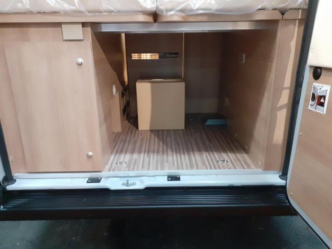 Malibu Van Comfort 640 LE Gratis busbiker twv 2875, 