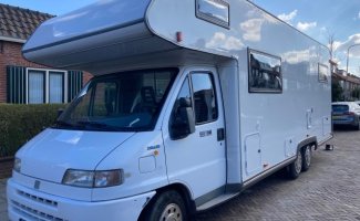 Eura Mobil 4 pers. Rent an Eura Mobil motorhome in Castricum? From € 108 pd - Goboony