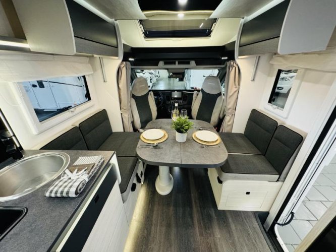 Chausson Titanium Ultimate 788 Automaat Queensbed Hefbed  foto: 9