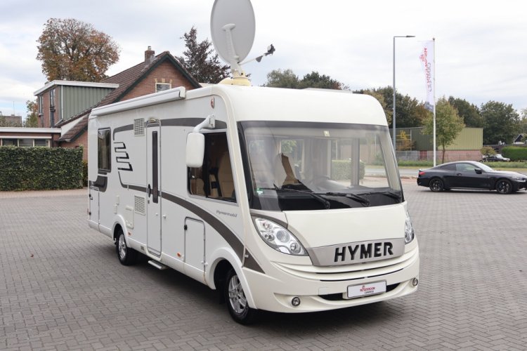 Hymer  B 698