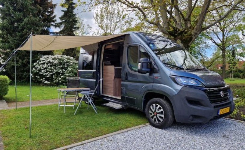 Knaus 4 pers. Want to rent a Knaus camper in Nuenen? From €88 per day - Goboony photo: 0