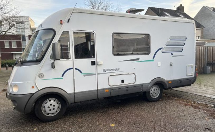 Hymer 4 pers. Rent a Hymer motorhome in Helmond? From € 85 pd - Goboony photo: 0