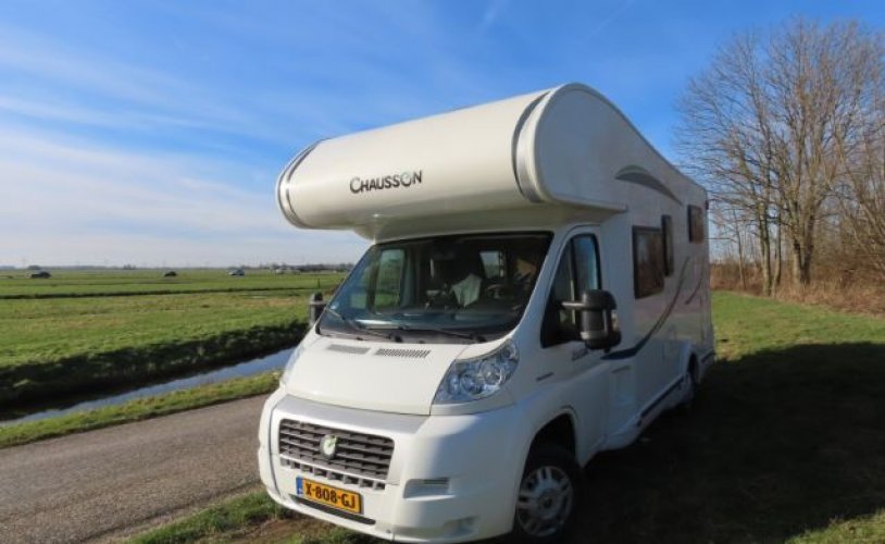 Chausson 4 pers. Chausson camper huren in Monster? Vanaf € 107 p.d. - Goboony