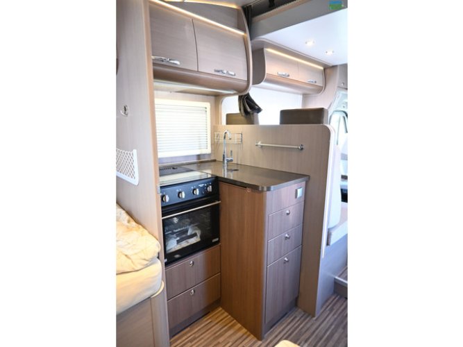 Adria Matrix Supreme 687SLT foto: 12