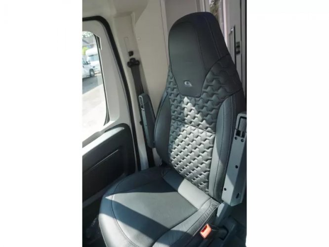 Adria Coral Axess 650 DC 165PK/40H/Leder/Airco  foto: 18