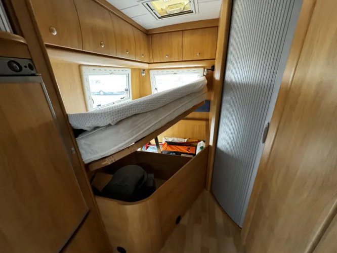 Hobby 600 frans bed dinette bed  foto: 13