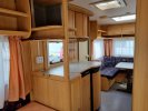 Dethleffs Camper 460 DB - Mover & Voortent -  foto: 15