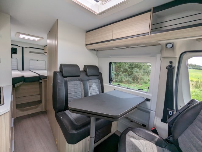 ADRIA TWIN 640SL lengtebedden busbiker foto: 13