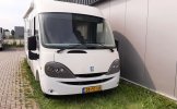 Knaus 4 pers. Rent a Knaus motorhome in Almere? From € 97 pd - Goboony photo: 2
