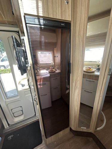 Hymer T598 CL QUEENSBED 6.99M EURO6 FIETSENDRAGER LIFT  foto: 7