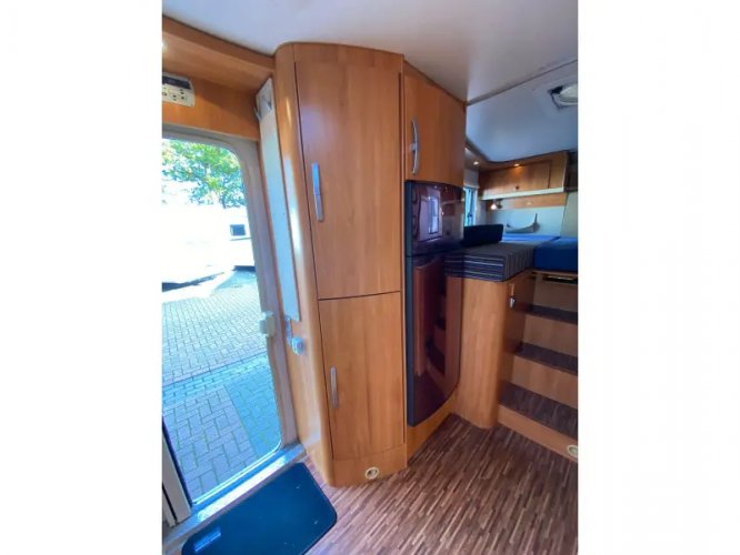 Hymer T 672 CL Enkele Bedden Airco 2009  foto: 13