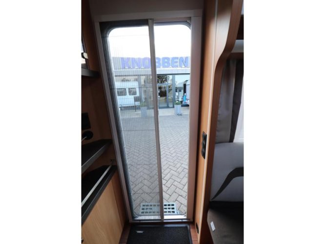 Knaus Sudwind Silver Selection 450 FU Frans Bed Thule Luifel  foto: 11