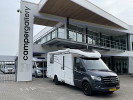 Hymer T695 MERCEDES AUTOMAAT QUEENSBED HEFBED FACE TO FACE