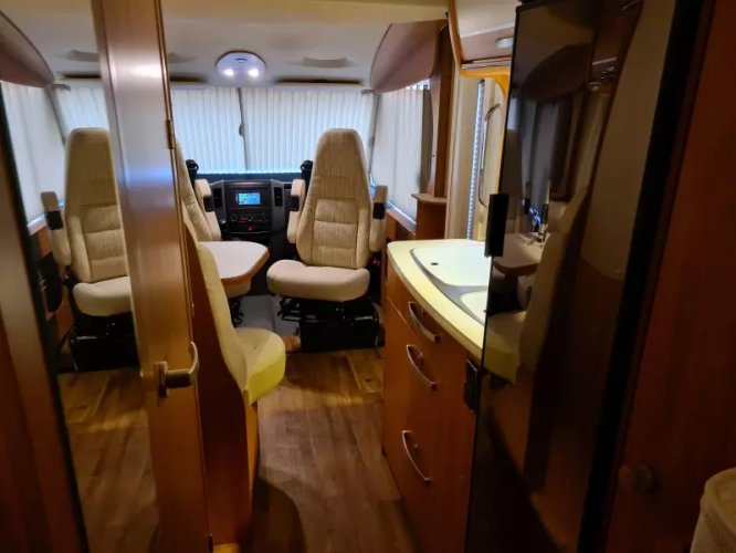 Hymer ML-I 580 Mercedes/Hef+Enkele bed. 