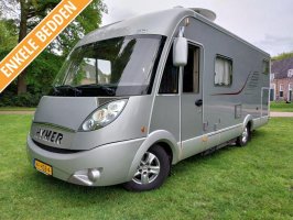 Hymer B674 SL with level system and TV