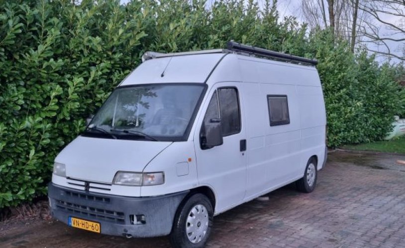 Peugeot 2 pers. Louer un camping-car Peugeot à Amsterdam ? À partir de 99 € pj - Goboony photo : 0