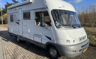 Hymer 5 pers. Rent a Hymer motorhome in Eindhoven? From € 62 pd - Goboony