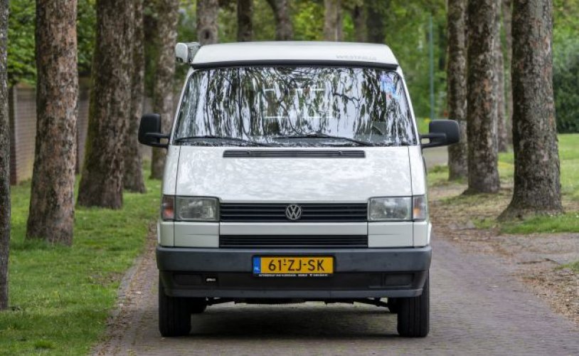 Volkswagen 4 pers. Volkswagen camper huren in Mierlo? Vanaf € 69 p.d. - Goboony foto: 1