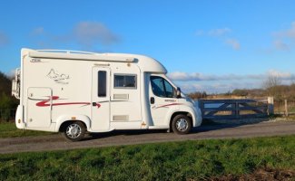 Rapido 2 pers. Rent a Rapido camper in Buinen? From €72 p.d. - Goboony