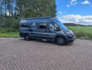 Adria Twin Supreme 640 SLB 180PK enkele bedden buscamper foto: 3