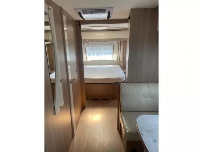 LMC Lord Brillant 700 Queensbed | Airco, Mover  foto: 14