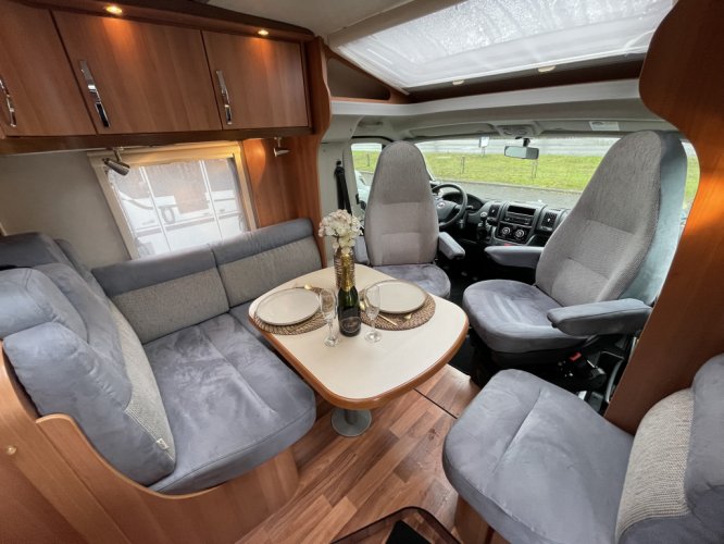 HYMER T674 CL Exclusive Line DAKAIRCO LEVELSYSTEEM LUCHTVER