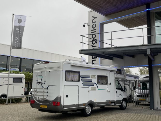 Hymer Camp 644 DWARSBED+ALKOOF 6-PERSOON AIRCO  foto: 18