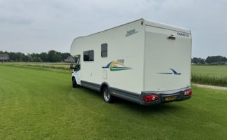 Ford 6 pers. Ford camper huren in Helvoirt? Vanaf € 78 p.d. - Goboony