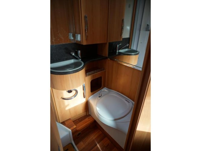 Hymer Tramp T674 CL Schotel+tv/Maxfann/Camera  foto: 12