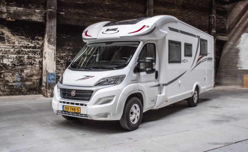 McLouis 4 pers. Rent a McLouis motorhome in Erp? From € 133 pd - Goboony photo: 0