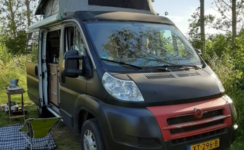 Fiat 4 pers. Rent a Fiat camper in Amsterdam? From €91 pd - Goboony photo: 0