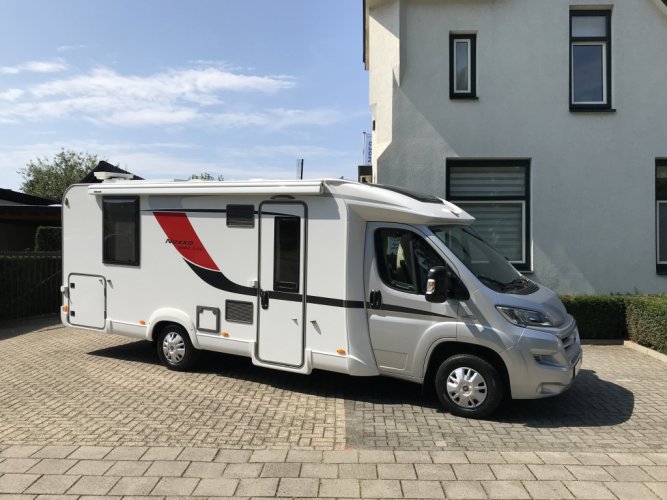 Bursner  Nexxo 740 #36000 Km # Nieuwstaat camper #  hoofdfoto: 1