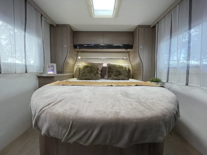 Chausson CHALLENGER 288 EB QUEENSBED + HEFBED 170 PK EURO6