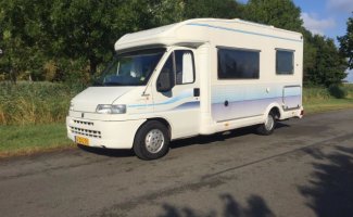 Roller Team 4 pers. Rent a Roller Team camper in Yerseke? From € 85 pd - Goboony
