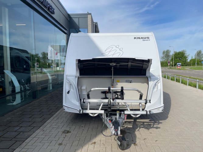 Knaus Sport 550 FSK Stapelbed INCLUSIEF STALLING foto: 16