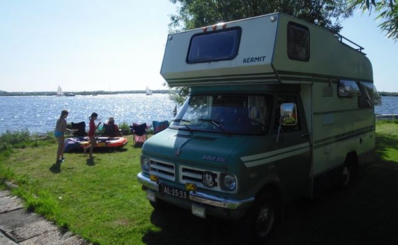 Autres 4 pers. Louer un camping-car Bedford à Voorschoten À partir de 76 € pj - Goboony photo : 1