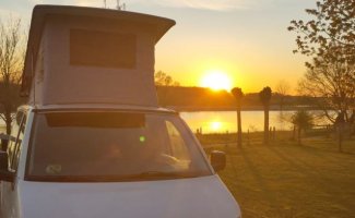 Volkswagen 4 pers. Louer un camping-car Volkswagen à Nimègue ? À partir de 68 € par jour - Goboony