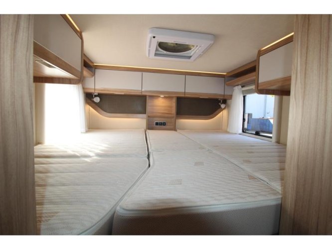 Hymer ML-T 580 4x4 Enkele bedden - 1e eig.  foto: 21