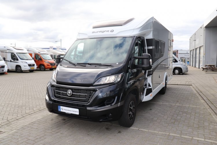 Sunlight Adventure Edition T 69 L met Queens en hefbed Fiat 140 pk collectie 2021 Hymer ( 72  foto: 9