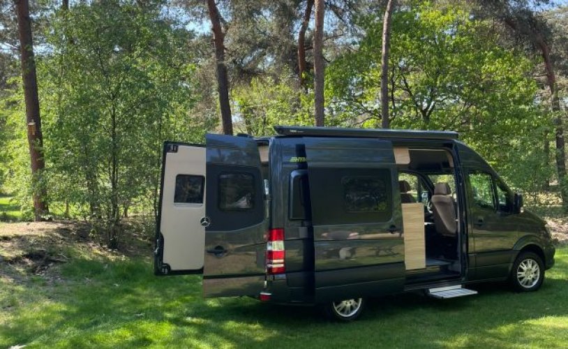 Hymer 2 pers. Rent a Hymer camper in Angerlo? From €121 p.d. - Goboony photo: 1