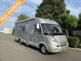 Hymer B674 CL Enkele bedden + Hefbed 