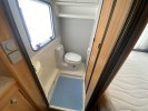 Knaus Azur 490 UFE Rondzit Frans bed en Tent  foto: 17