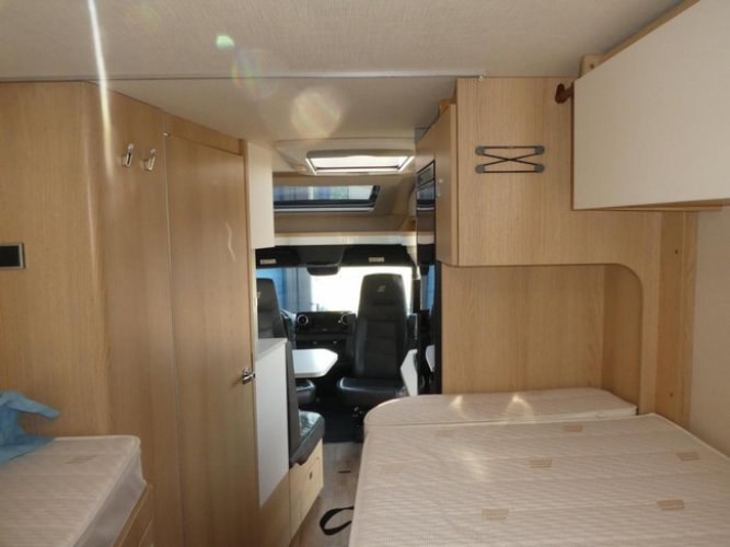 Hymer B-MCT 580 B-MCT 580 AUTOMAAT / XXL BED!!!! foto: 11