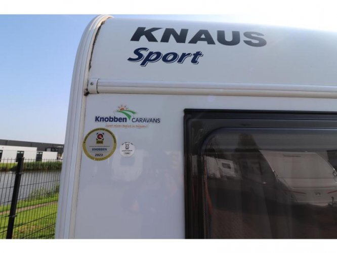 Knaus Sport 420 QD DWARS BED 210CM FIETSDRG  foto: 14