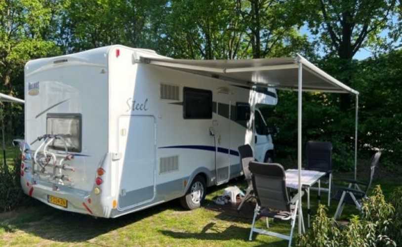 McLouis 6 pers. Rent a McLouis motorhome in Enschede? From € 99 pd - Goboony photo: 1