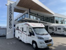 Adria RIMOR 69P QUEENSBED ZONNEPANEEL TREKHAAK